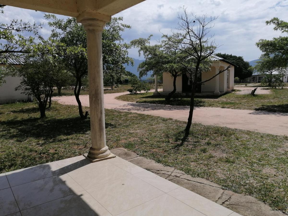 Moholoholo Lodge Acornhoek Exteriör bild